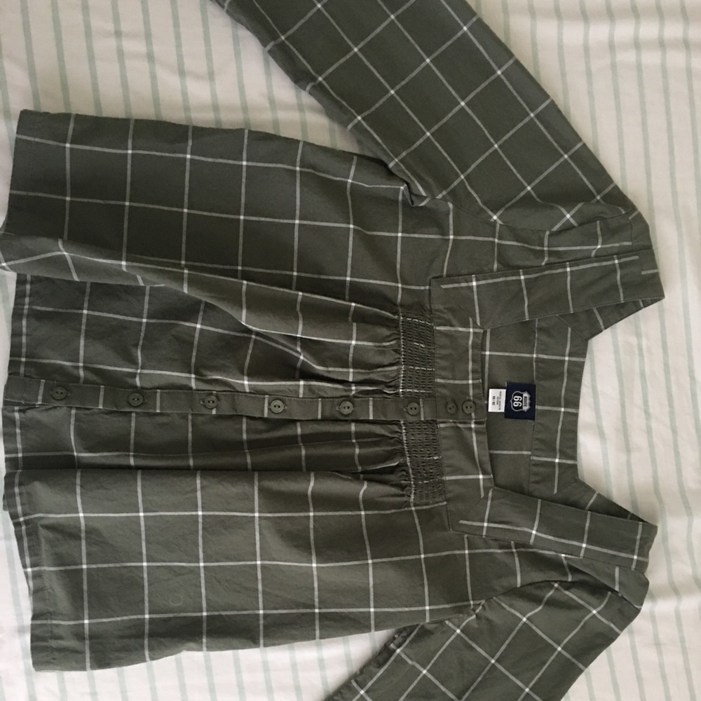 Checkered and elegant top